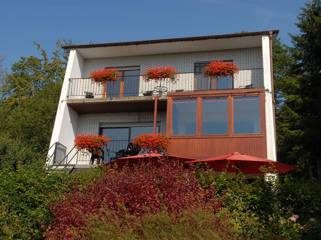 Modish Holiday Home In Waimes With Sauna Exterior foto